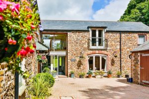 The Coach House - Dog Friendly Rooms